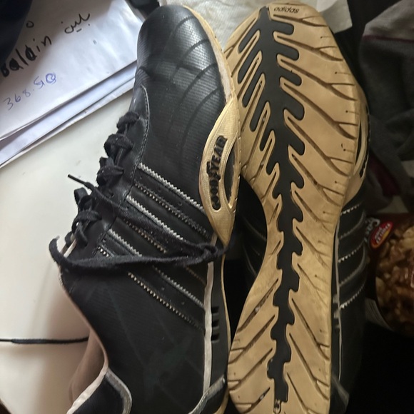 Adidas soccer indoor shoes - Picture 3 of 10